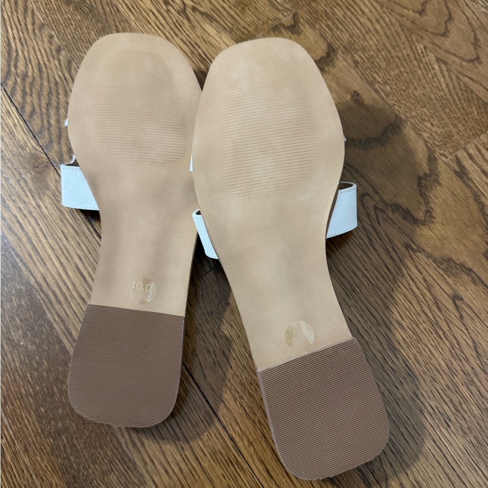 Steve Madden Cream Slide Sandals - Picture 3 of 3